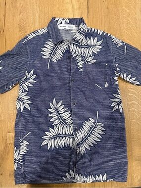 Old Navy Navy Blue and White Tropical Button-Down Shirt